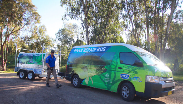 OzFish unveils River Repair Bus at Moree 